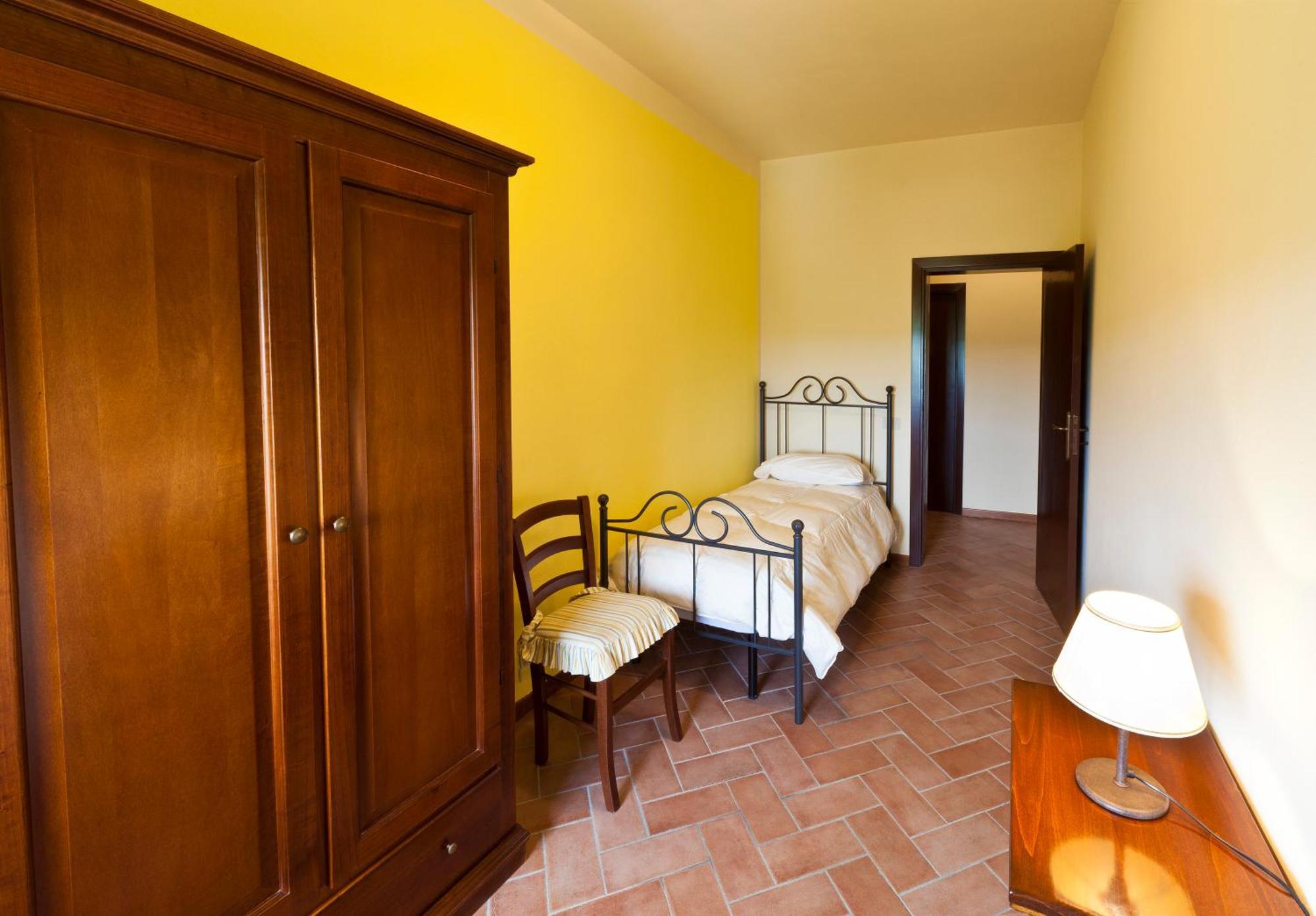 Agriturismo Casale Dello Sparviero Castellina in Chianti Bilik gambar